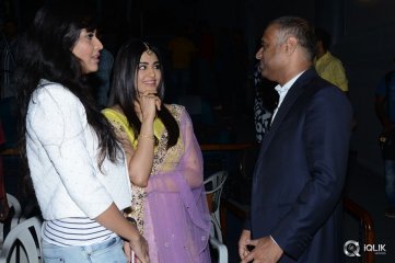 Kshanam Movie Release Press Meet